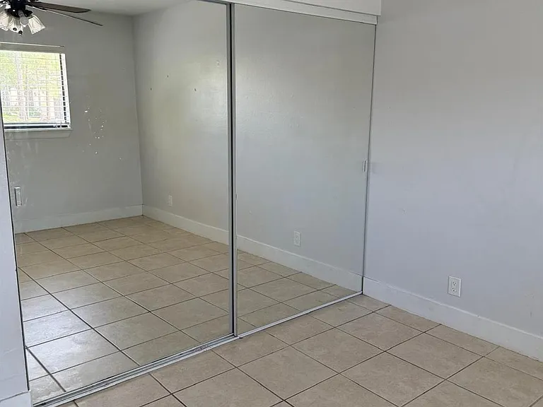 1216 Periwinkle Pl — Photo 11