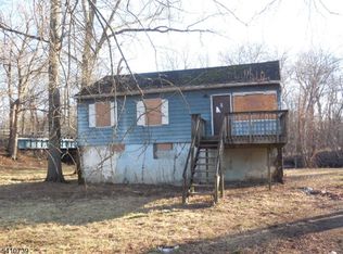 31 Brookside Rd, Wayne, NJ 07470