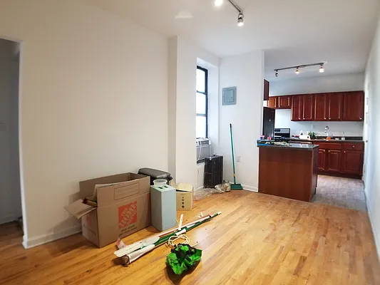 Rented by Oxford Property Group | media 9