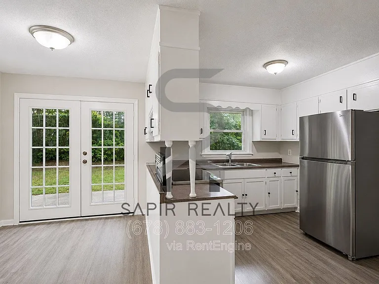 2620 Wiggins St — Photo 5