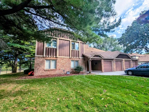 12147 Crooked Lake Blvd NW #102, Coon Rapids, MN 55433