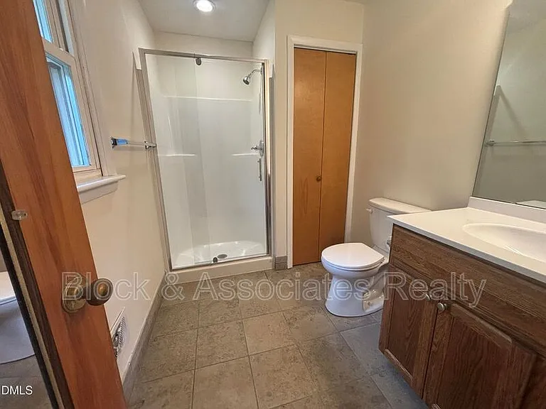 3609 Melrose Dr — Photo 44