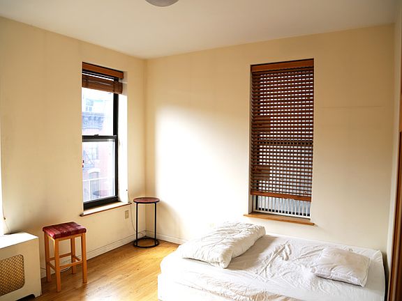 2nd image of 92 Orchard St APT 14