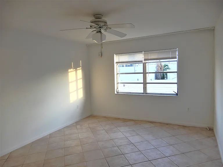 1235 Pennsylvania Ave #3B — Photo 12