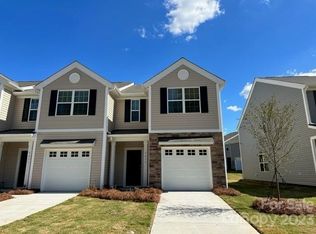 9035 Lowfalls Ln, Charlotte, NC 28216