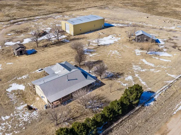 8275 County Road 4, Pampa, TX 79065