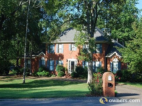  Beautiful Home in cul-de-sac, backyard haven