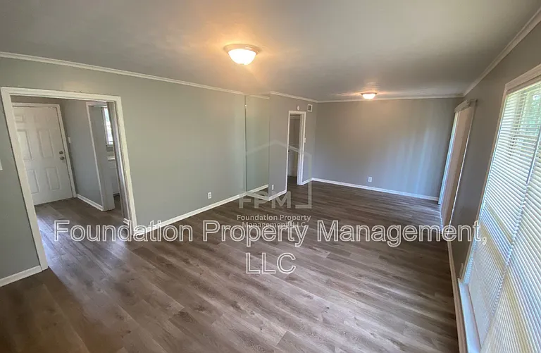 2582 Capewood Dr — Photo 9