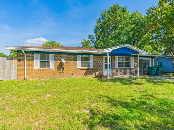 48 Fawn Ln, Shalimar, FL 32579