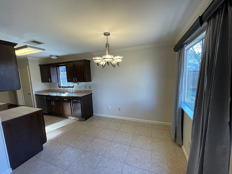 12219 Ridge Cave St — Photo 10