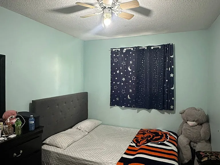 31 Newbridge Cres #MAIN FLOOR — Photo 9