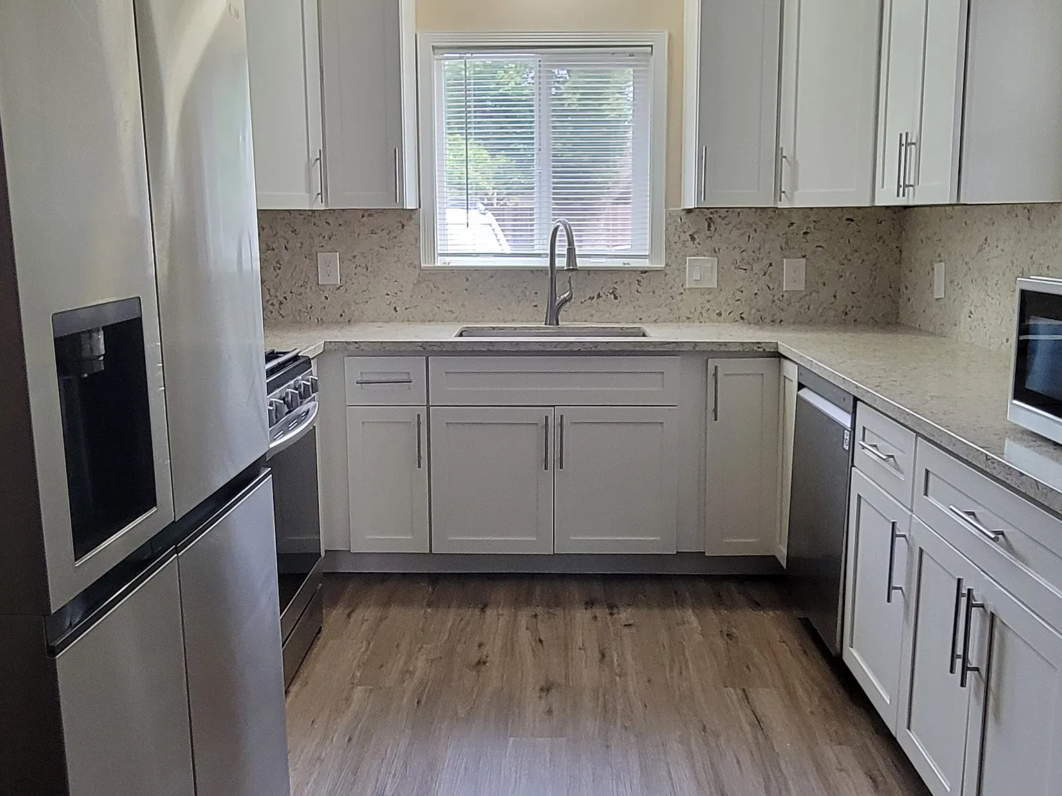 4 bed, 1200 sqft, $2,200 — Photo 4