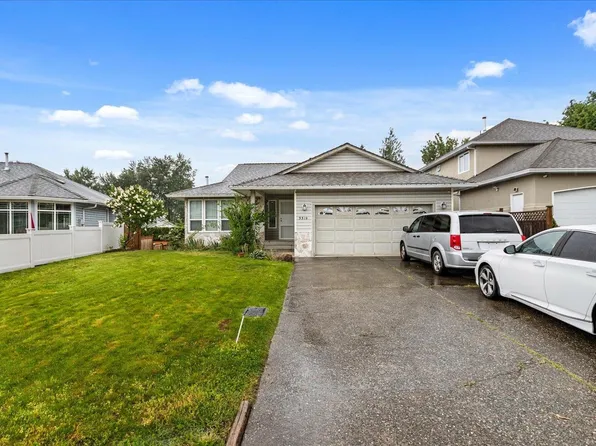 3319 Firhill Dr, Abbotsford, BC V2T 5L4