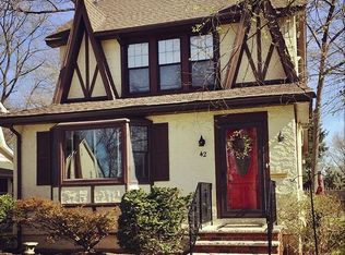42 Euclid Ave, Westwood, NJ 07675