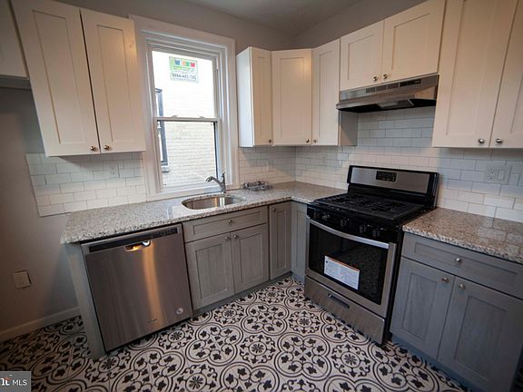 5th image of 106 S Lansdowne Ave APT 9