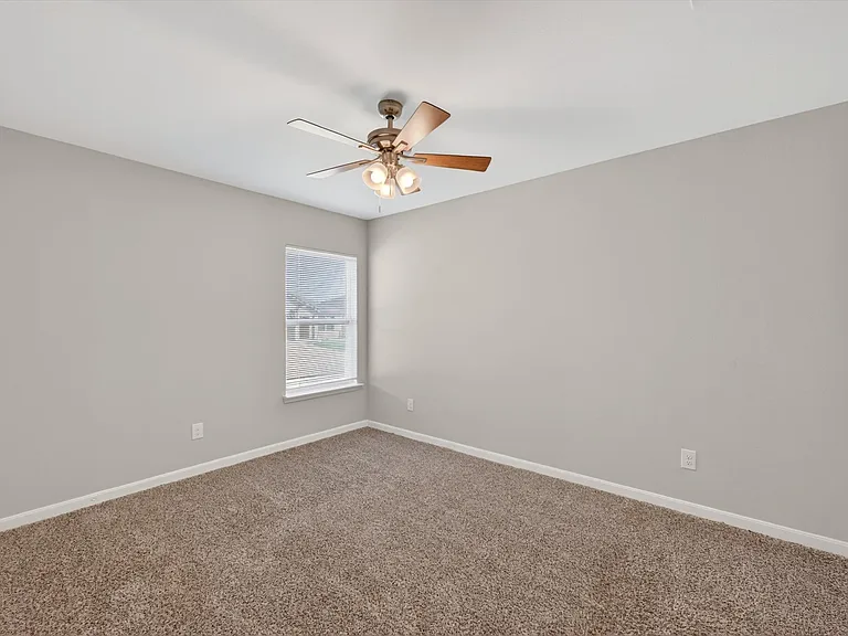 523 Bennie Leonard St — Photo 23