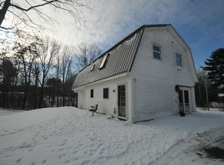 5 Novelty Dr, Carmel, ME 04419