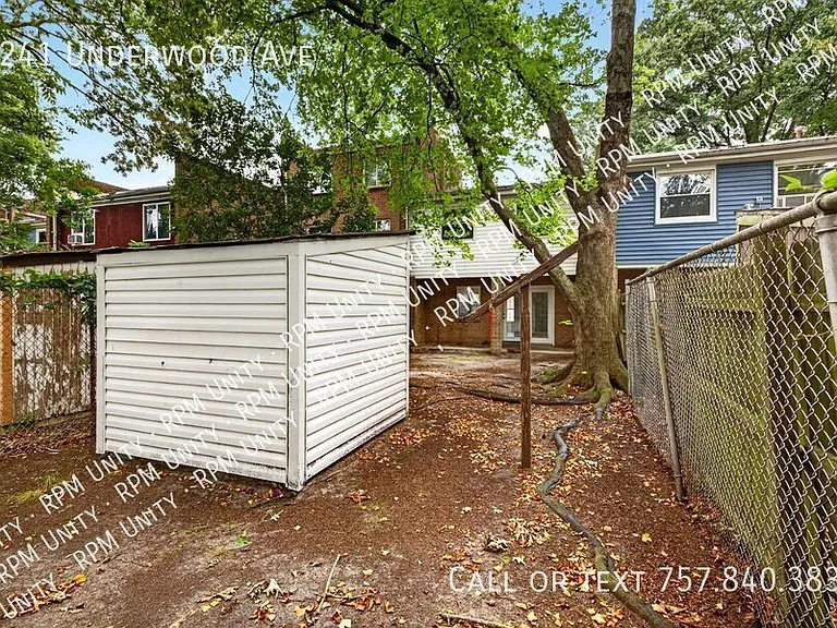 1241 Underwood Ave — Photo 29