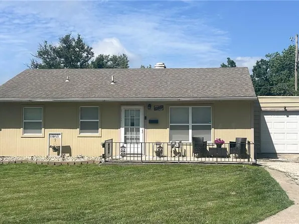 2710 SE Trail St, Saint Joseph, MO 64506