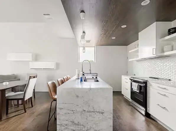 2302 Rain Water Dr, Austin, TX 78734