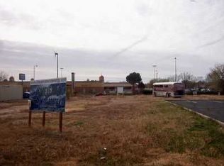 2905 Hart Rd, Pueblo, CO 81008