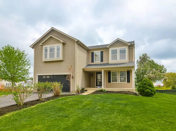 333 Thornridge Ct, Poplar Grove, IL 61065