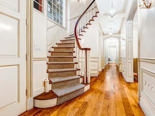 850 East 23rd Street image 3 of 47