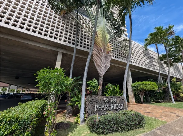 98-288 Kaonohi St APT 1104, Aiea, HI 96701