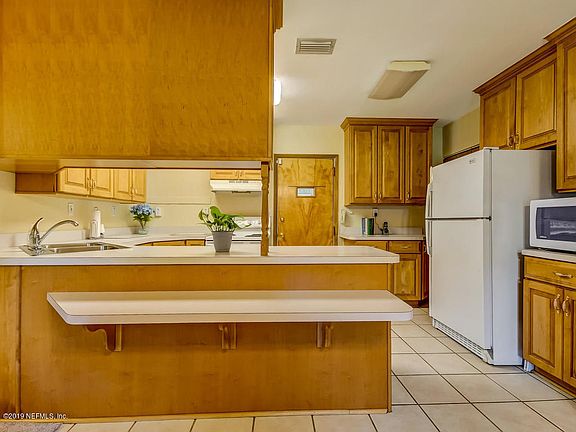 2nd image of 5971 Oaklane Dr