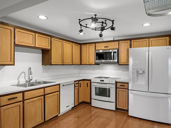 4th image of 1101 Sibley Memorial Hwy APT 207