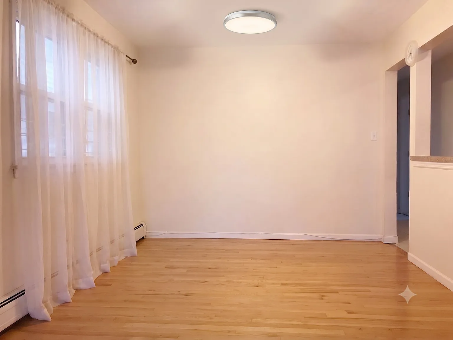 2 bed, 1100 sqft, $2,850 — Photo 3