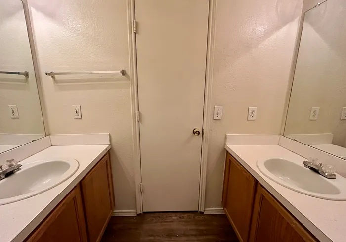 3109 Pinehurst Ct — Photo 5