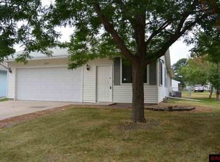 903 N 4th St, Saint Peter, MN 56082