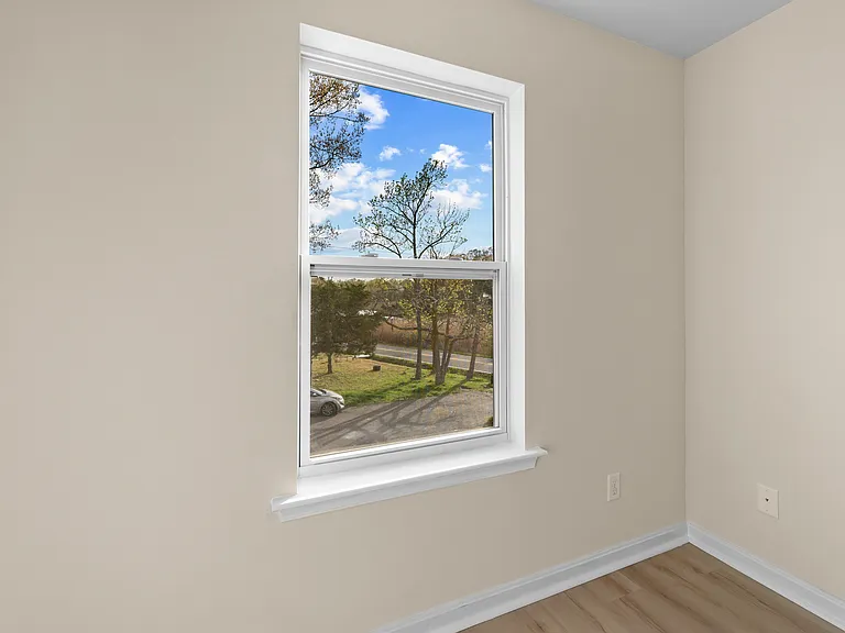 1512 Lincoln Rd — Photo 33