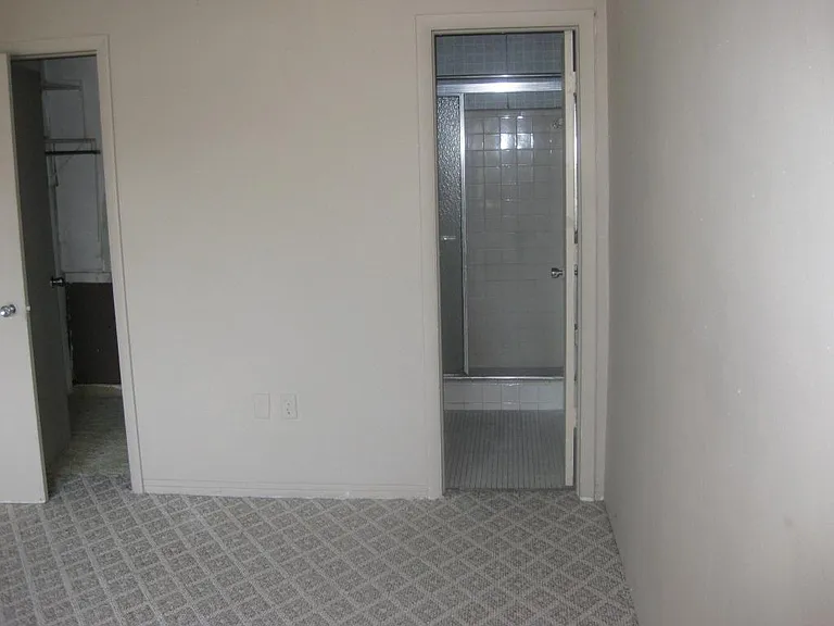 275 116th Ave #A — Photo 3