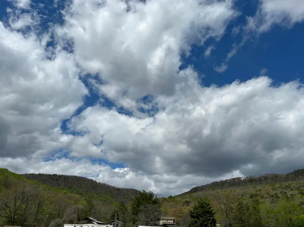 222 Waterfall Rd, Sequatchie, TN 37374