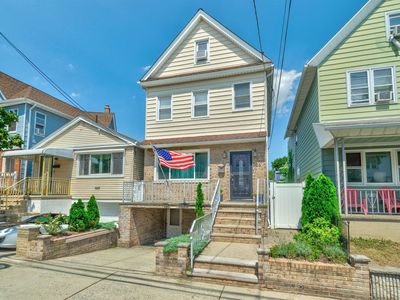 25 W 49th St, Bayonne, NJ, 07002