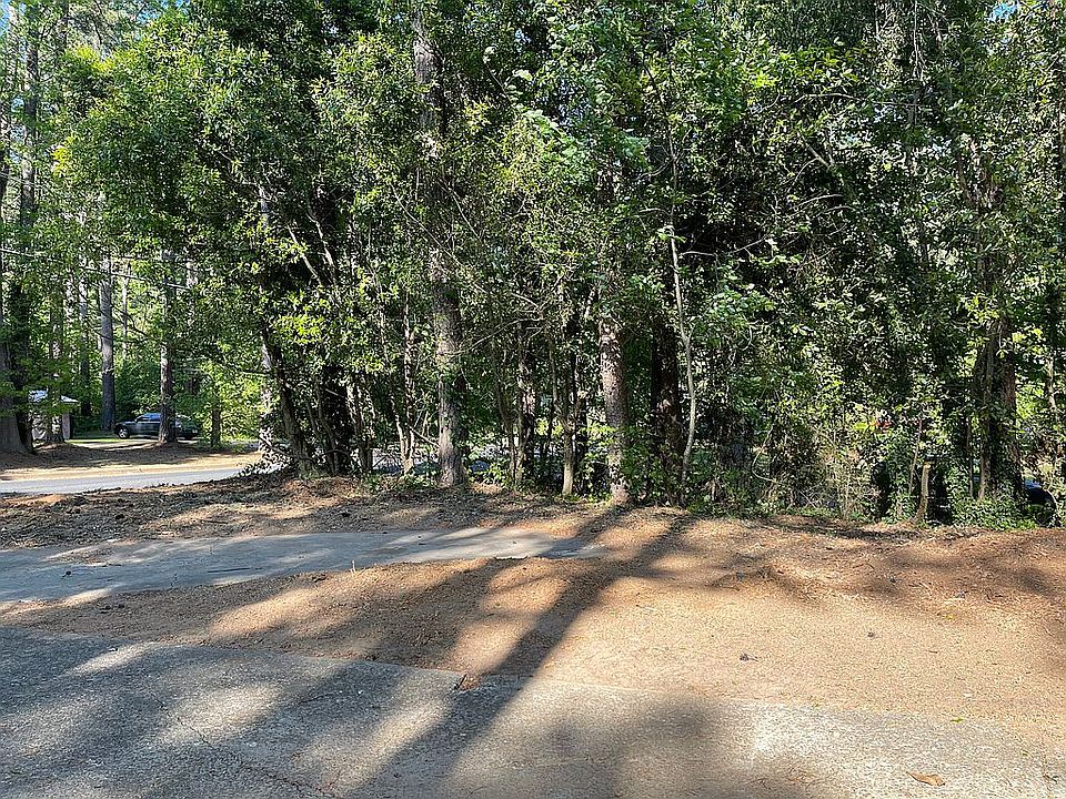 2nd image of 5355 Biffle Rd