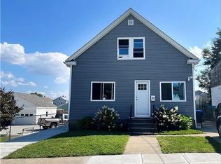 30 Venice St, Providence, RI 02908