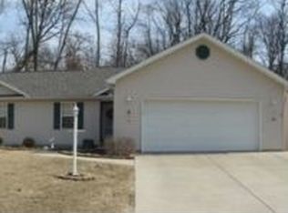 203 Cavelier Rd, Marquette Heights, IL 61554