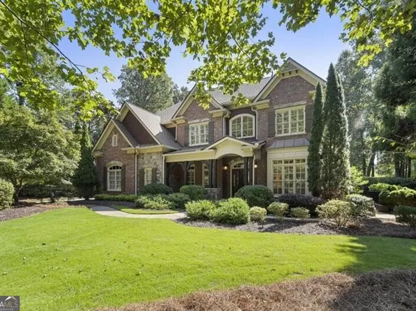 225 Skyridge Dr, Sandy Springs, GA 30350