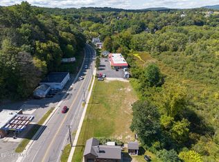 185 State Rd, Great Barrington, MA 01230