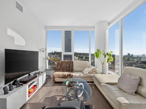 567 Clarke Rd #1110, Coquitlam, BC V3J 0K7