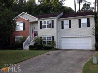 527 Lazy River Ln, Woodstock, GA 30188