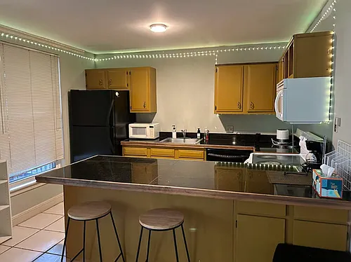 7522 Benjamin St #203 Photo 1