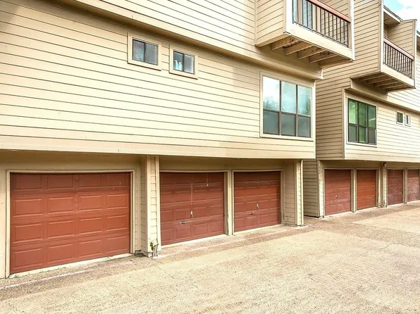 7660 Skillman St APT 401, Dallas, TX 75231