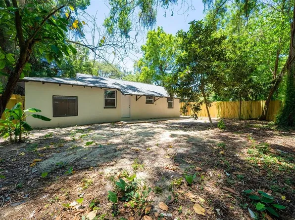 8425 N Mulberry St, Tampa, FL 33604