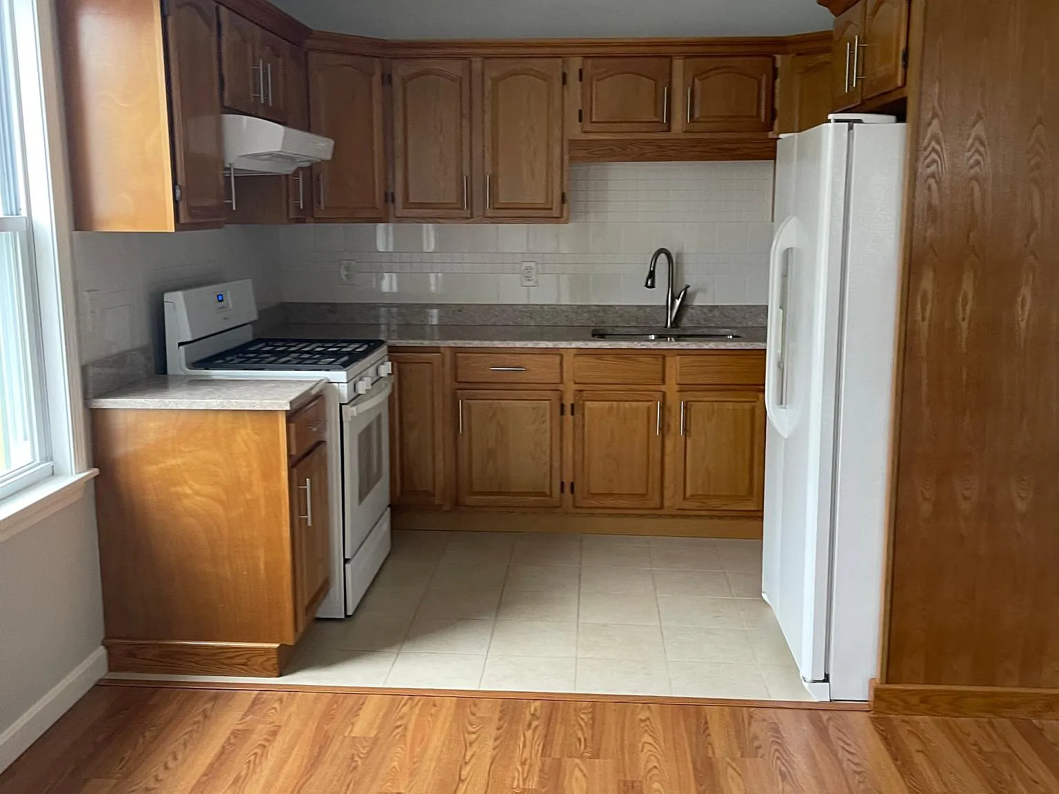 3 bed, 1150 sqft, $1,800 — Photo 3