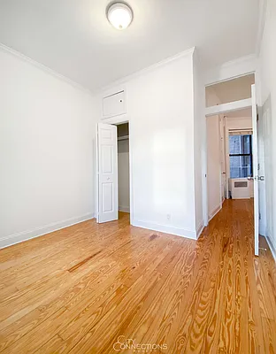 Rented by City Connections Realty | media 4