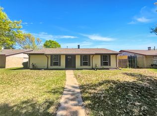 1821 Whiteoak Dr, Garland, TX 75040